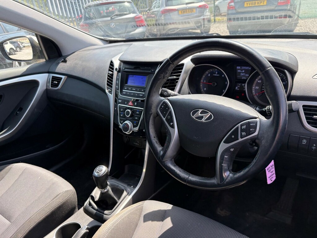 Hyundai I30 1.6 Crdi Blue Drive Se Nav Dct 2016 Silver #30