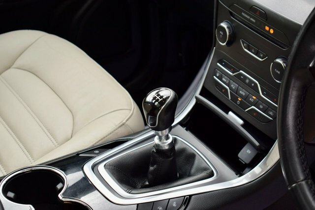Ford Galaxy 2.0 Tdci 180 Titanium Powershift White #25