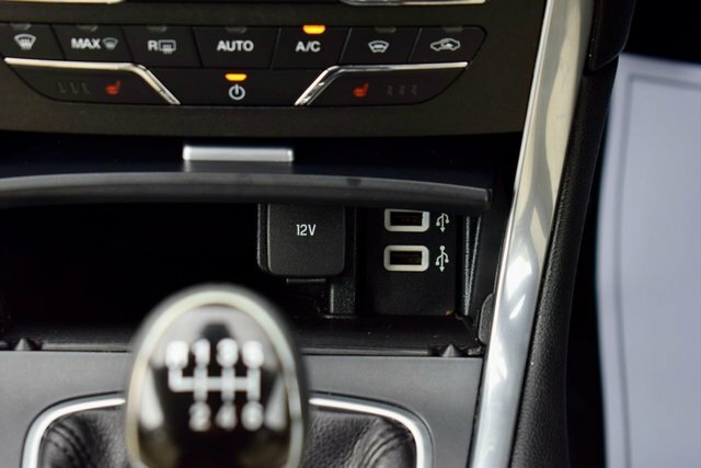 Ford Galaxy 2.0 Tdci 180 Titanium Powershift White #50