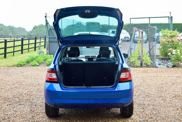 Skoda Fabia Grey #7