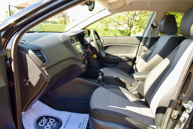 Hyundai I20 Hatchback Black #28