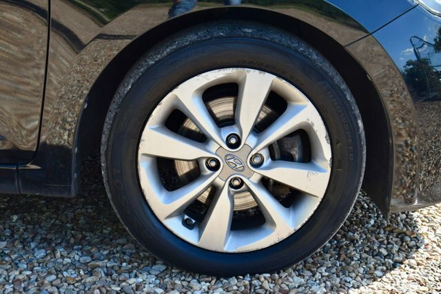Hyundai I20 Hatchback Black #14
