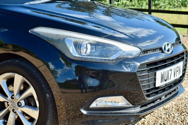 Hyundai I20 Hatchback Black #12