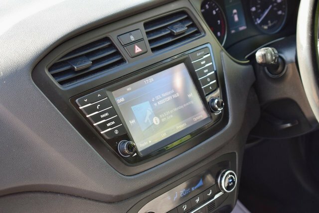 Hyundai I20 Hatchback Black #30