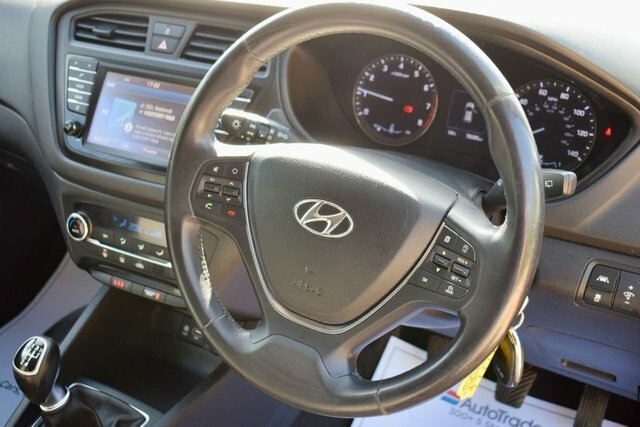 Hyundai I20 Hatchback Black #20