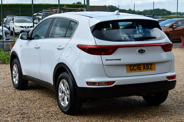 Kia Sportage 1.6 Gdi 1 Suv Euro 6 130 Bhp White #5