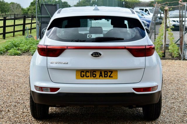 Kia Sportage 1.6 Gdi 1 Suv Euro 6 130 Bhp White #6