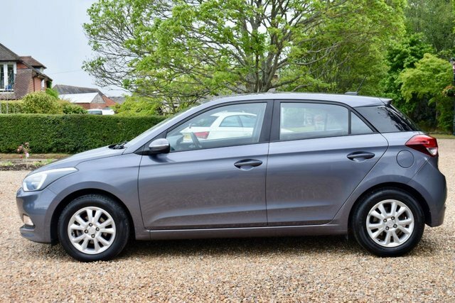 Hyundai I20 1.2 Se Hatchback Euro 6 84 Ps Grey #4