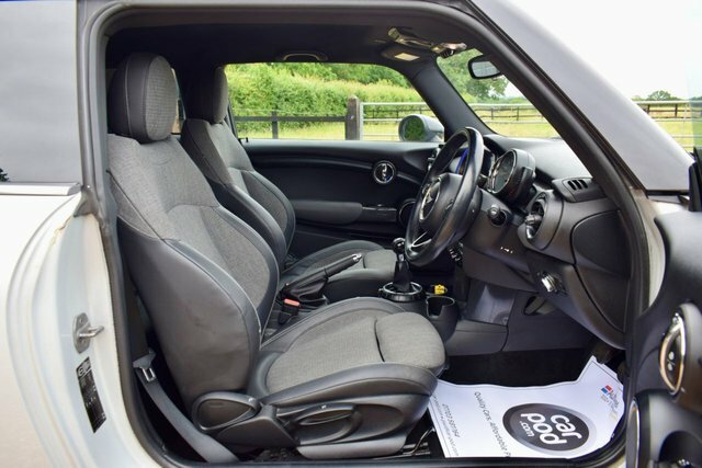 Mini Hatch Hatchback 1.5 Cooper D Euro 6 Ss 201464 Blue #24