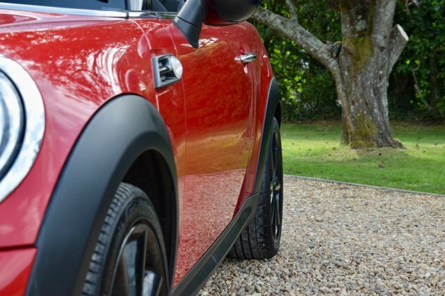 Mini Convertible 1.6 Cooper S Convertible Euro 5 Red #20