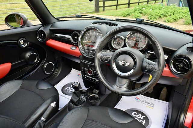 Mini Convertible 1.6 Cooper S Convertible Euro 5 Red #28