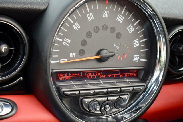 Mini Convertible 1.6 Cooper S Convertible Euro 5 Red #37