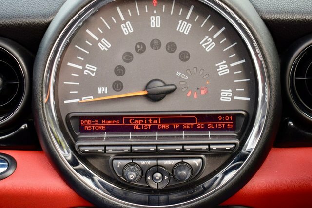 Mini Convertible 1.6 Cooper S Convertible Euro 5 Red #45