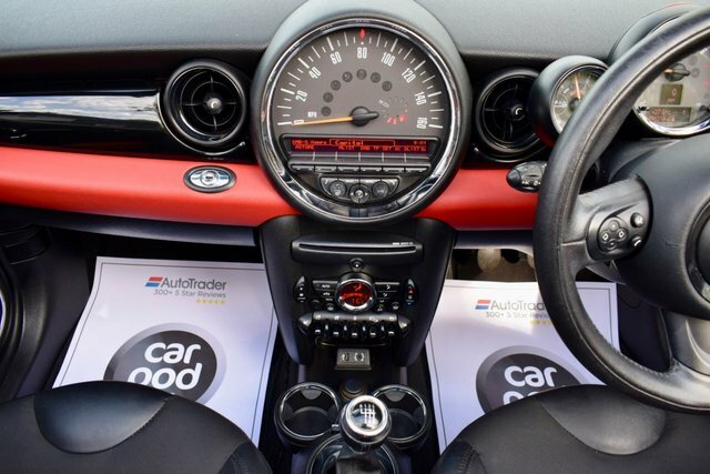 Mini Convertible 1.6 Cooper S Convertible Euro 5 Red #44