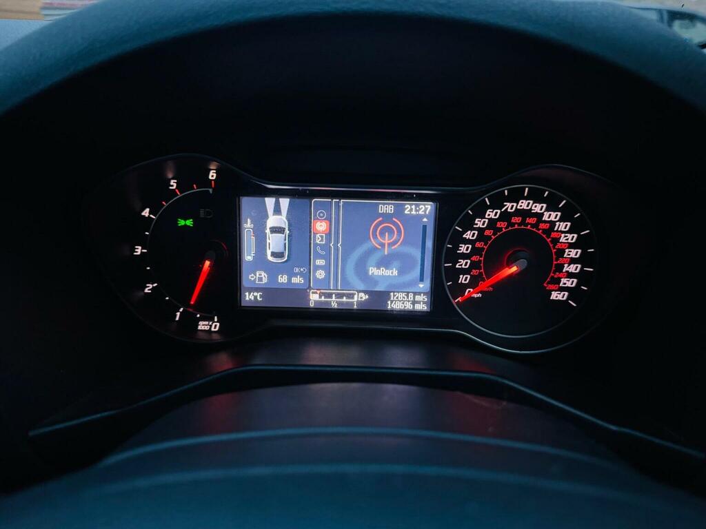 Ford Mondeo Graphite White #29