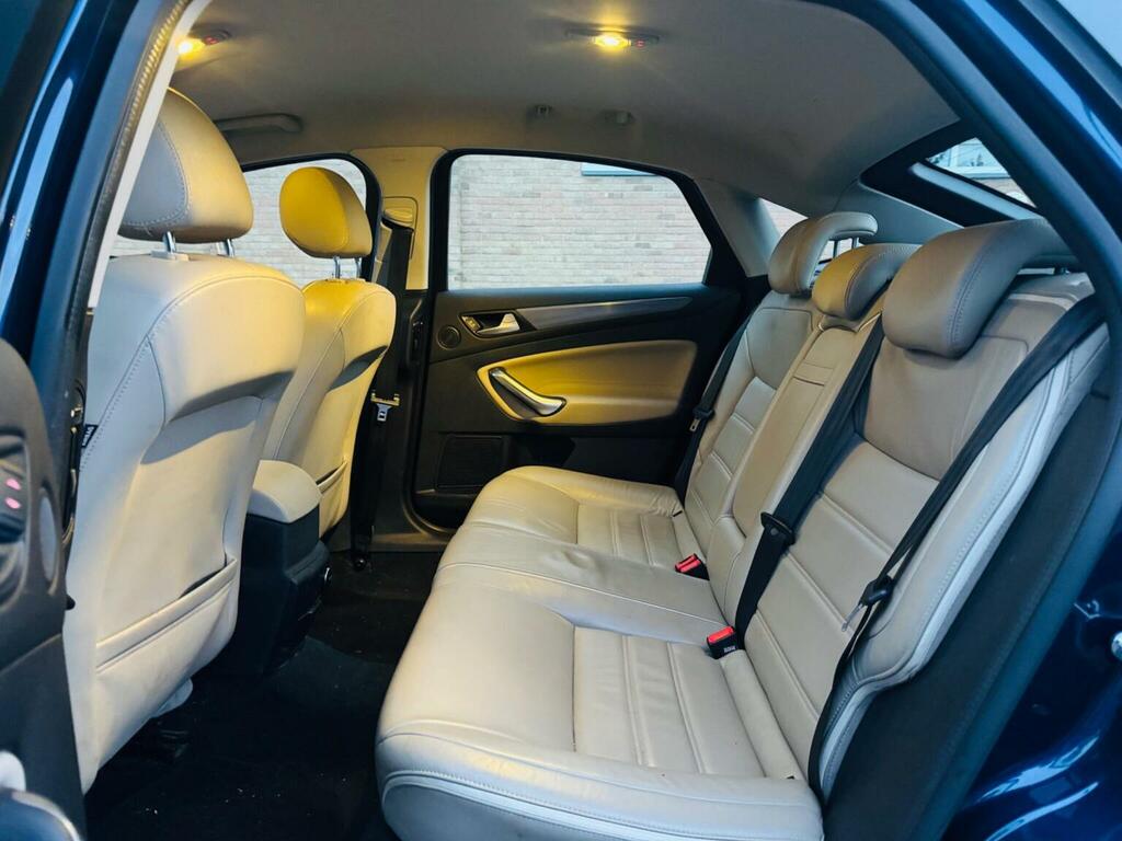 Ford Mondeo Graphite White #11