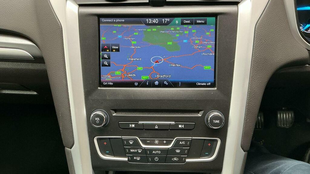 Ford Mondeo Vignale 2.0 Tdci 210 Powershift White #8