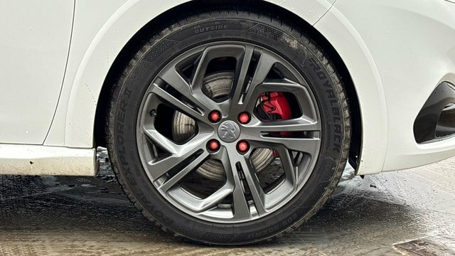 Peugeot 208 1.6 Thp Gti Prestige Hatchback E SB67URM White #6