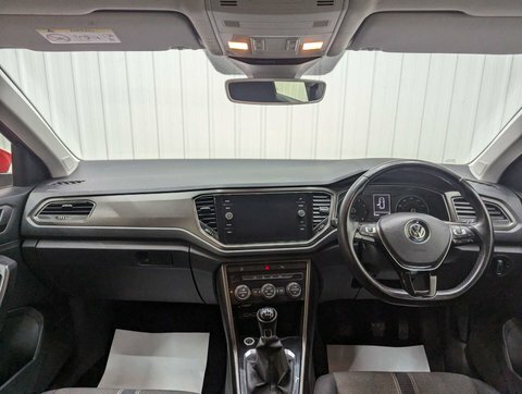 Volkswagen T-Roc 1.0 T-roc Se CX68TUW Red #2