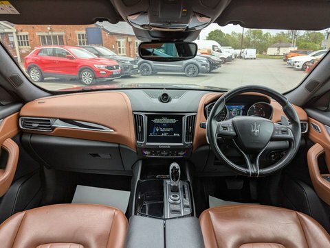 Maserati Levante 3.0 Levante D LT17KKG #2