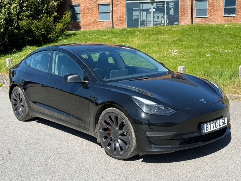 Tesla Model 3 Model 3 Performance 