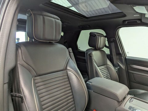 Land Rover Discovery 3 .0 Discovery R-dynamic #2