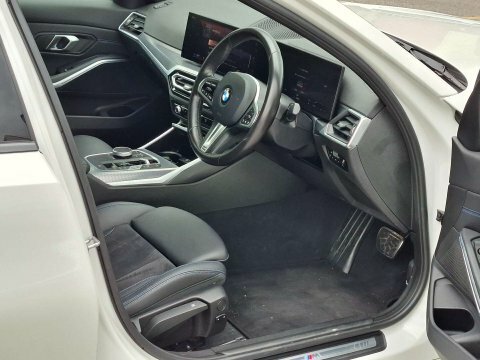 BMW 3 Series 2.0 320I M YA73KNW #2