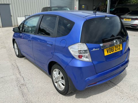 Honda Jazz I-vtec Ex Red #3