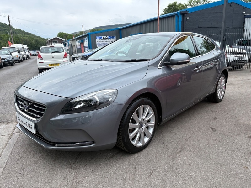 Volvo V40 D3 Se Lux Nav KN16BKF Grey #6