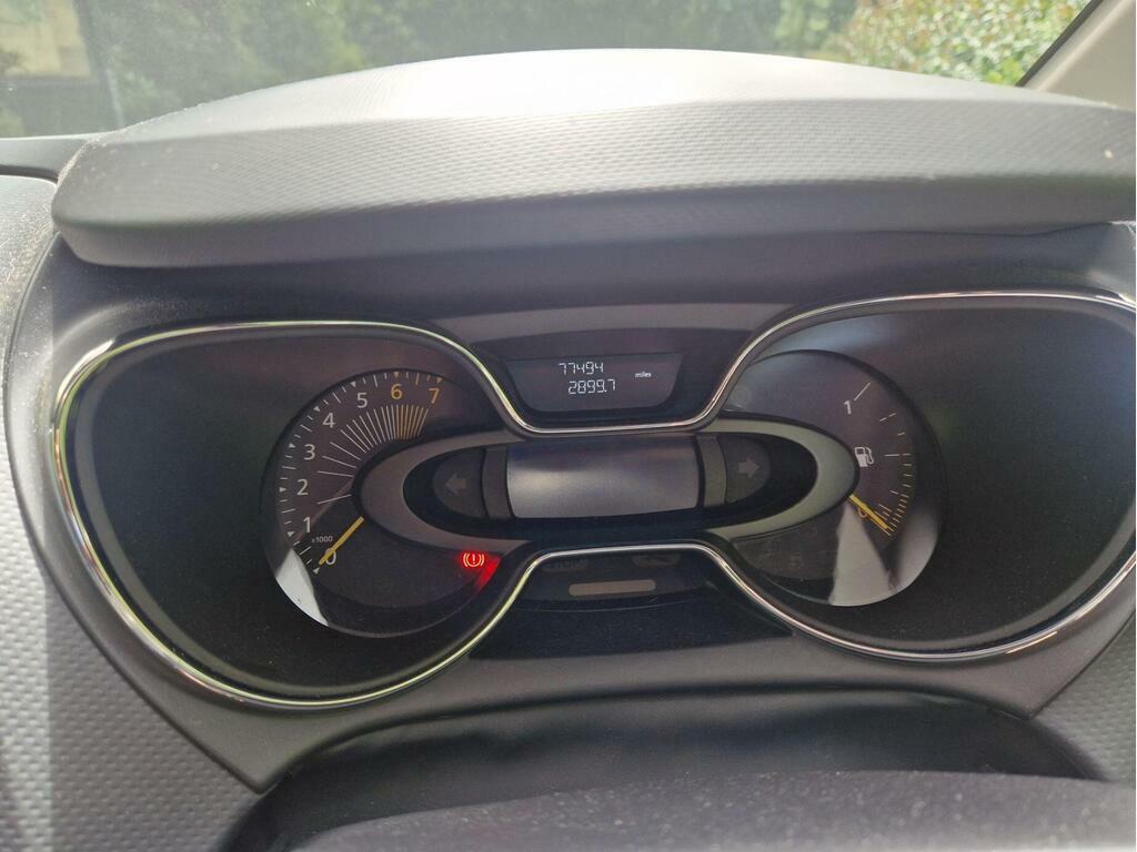 Renault Captur 1.5 Dci Dynamique S Medianav Suv Edc Eu Grey #12