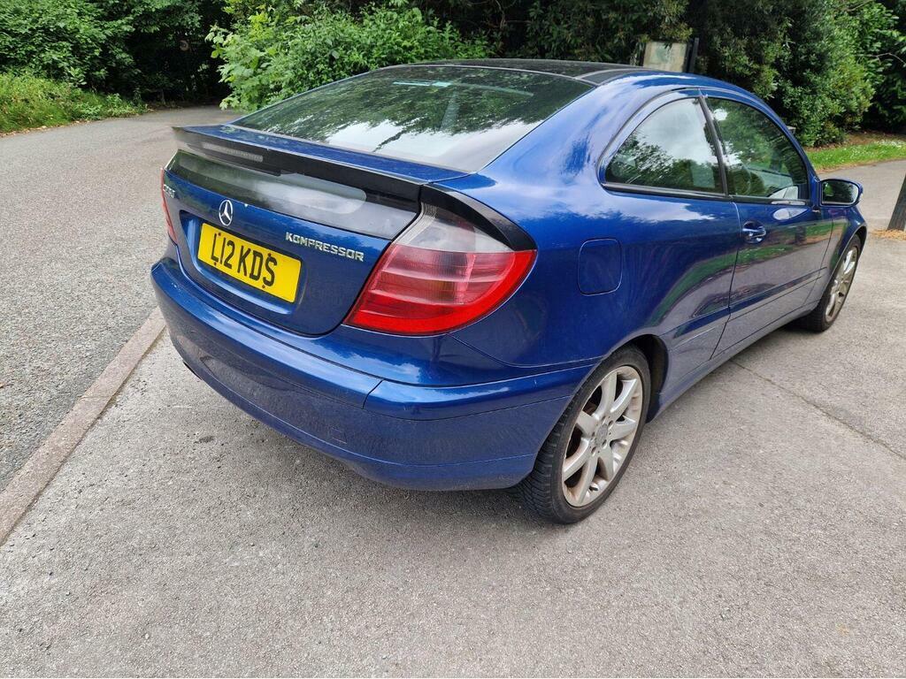 Mercedes-Benz C Class C180 Kompressor Classic Se 4-Door Silver #6
