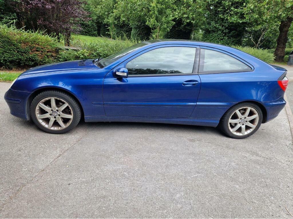 Mercedes-Benz C Class C180 Kompressor Classic Se 4-Door Silver #5