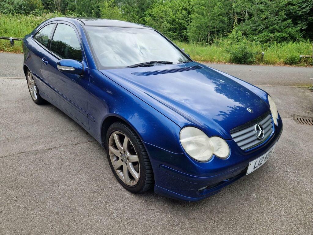 Mercedes-Benz C Class C180 Kompressor Classic Se 4-Door Silver #1