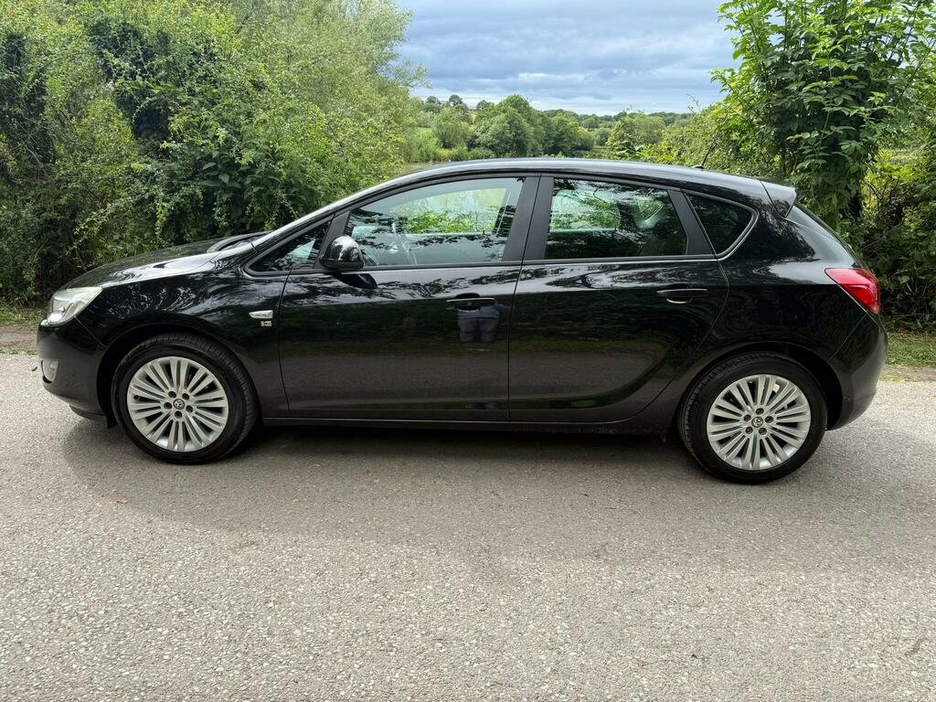 Vauxhall Astra Excite Black #6
