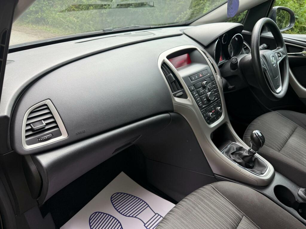 Vauxhall Astra Elite Silver #26