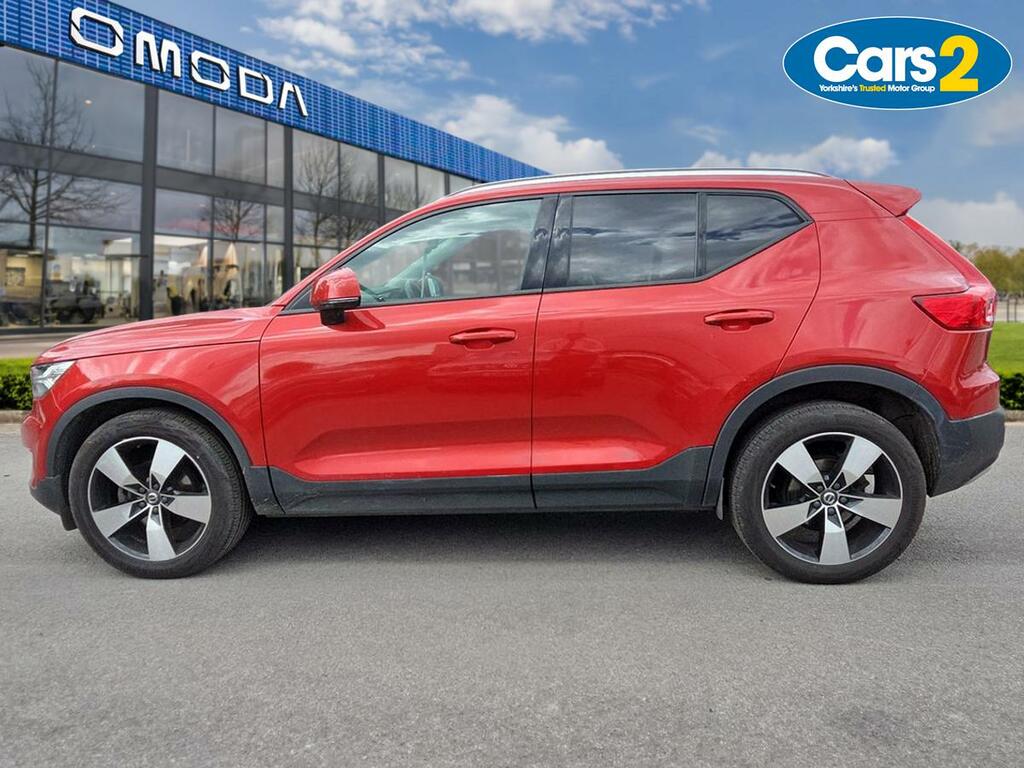 Volvo XC40 1.5 T3 163 Momentum KN21HRZ Red #6