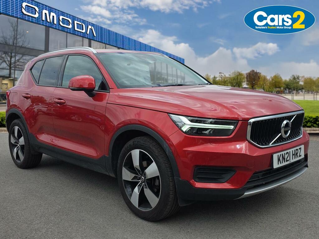 Volvo XC40 1.5 T3 163 Momentum KN21HRZ Red