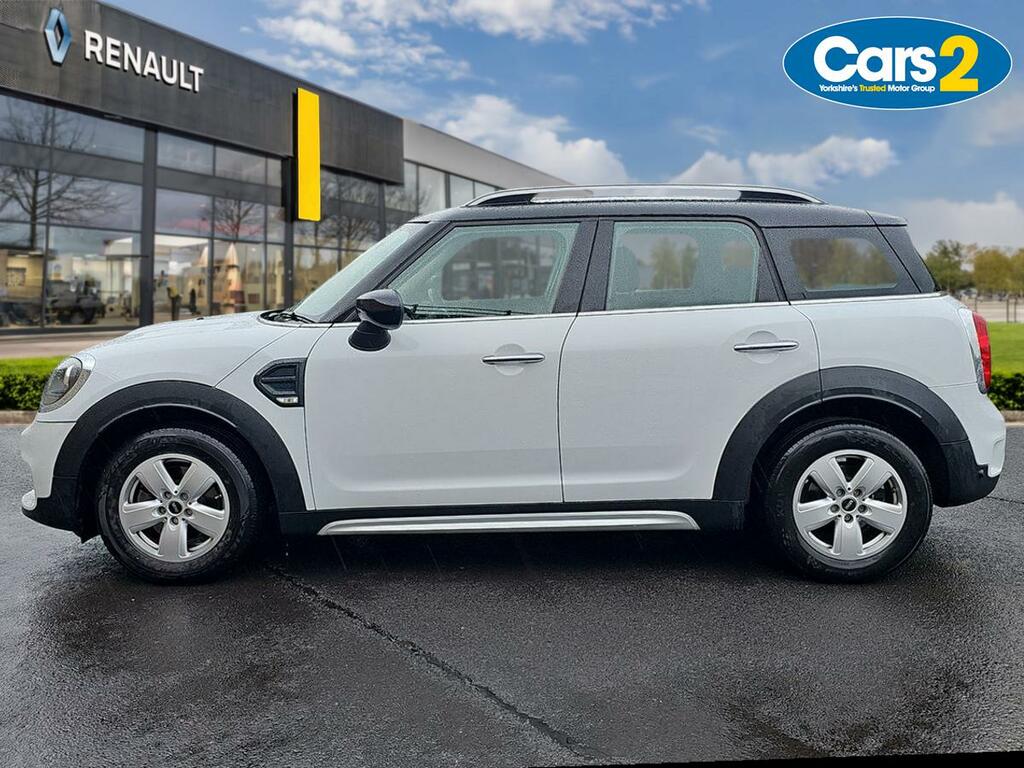 Mini Countryman 1.5 Cooper Classic CE69RDV White #6