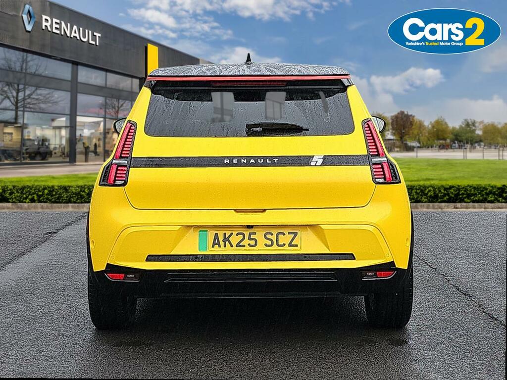 Renault 5 E-Tech 110Kw Iconic Five Comfort Range 52Kwh Black #4