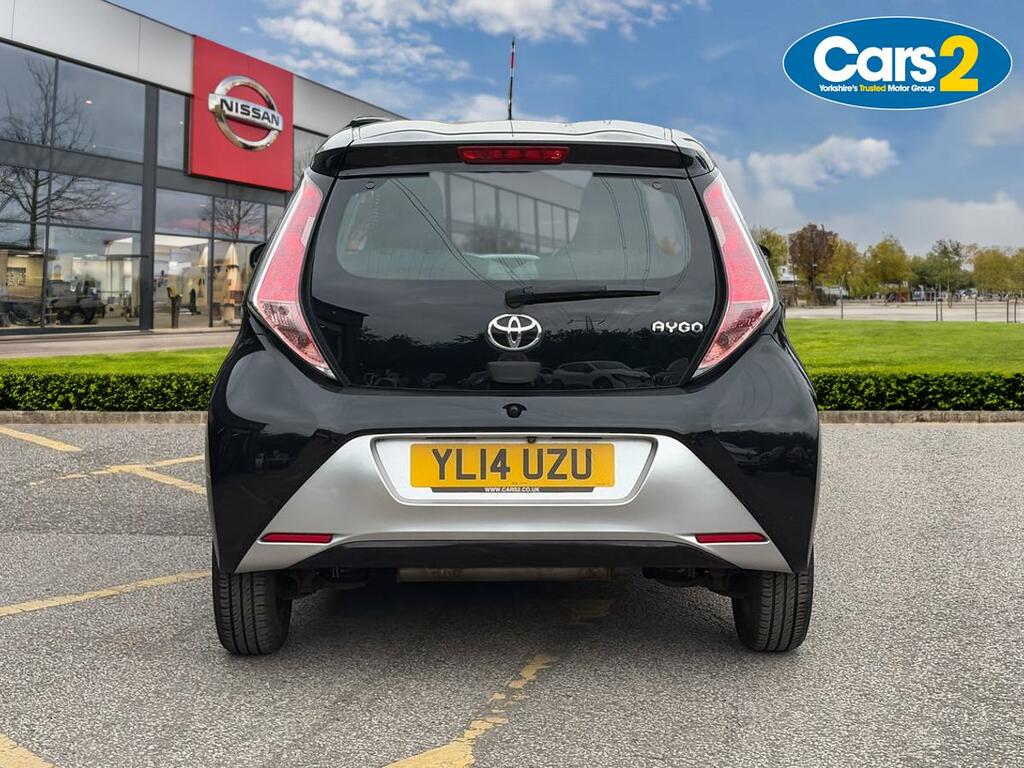 Toyota Aygo 1.0 Vvt-i X-clusiv Black #4