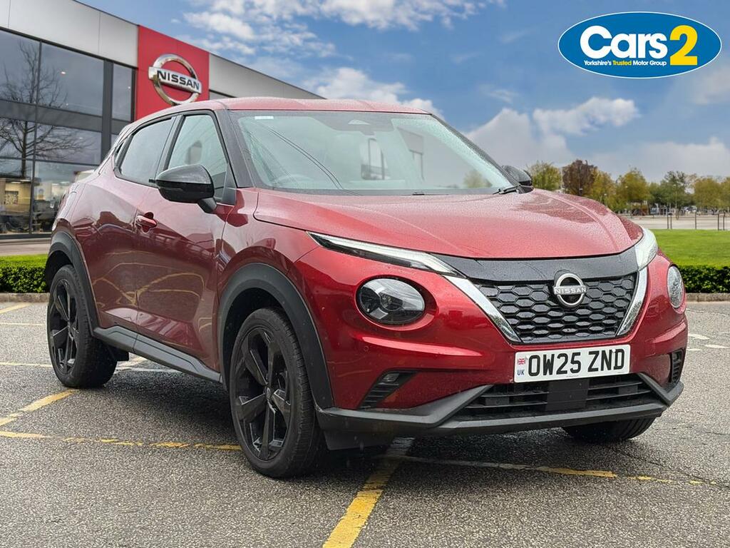 Nissan Juke 1.6 Hybrid Tekna Red
