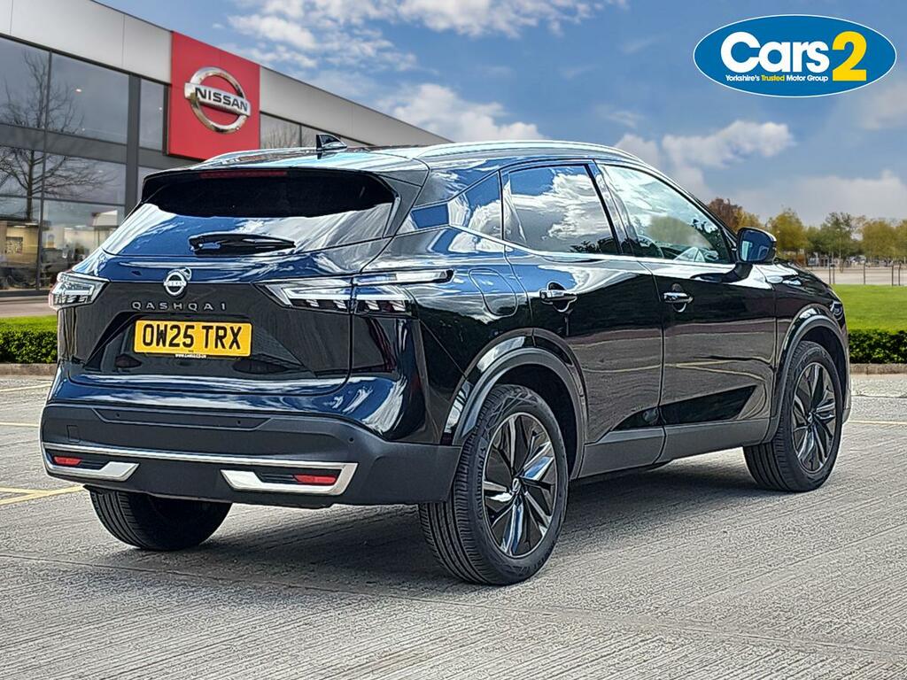 Nissan Qashqai 1.3 Dig-t Mh Tekna OW25TRX Black #3