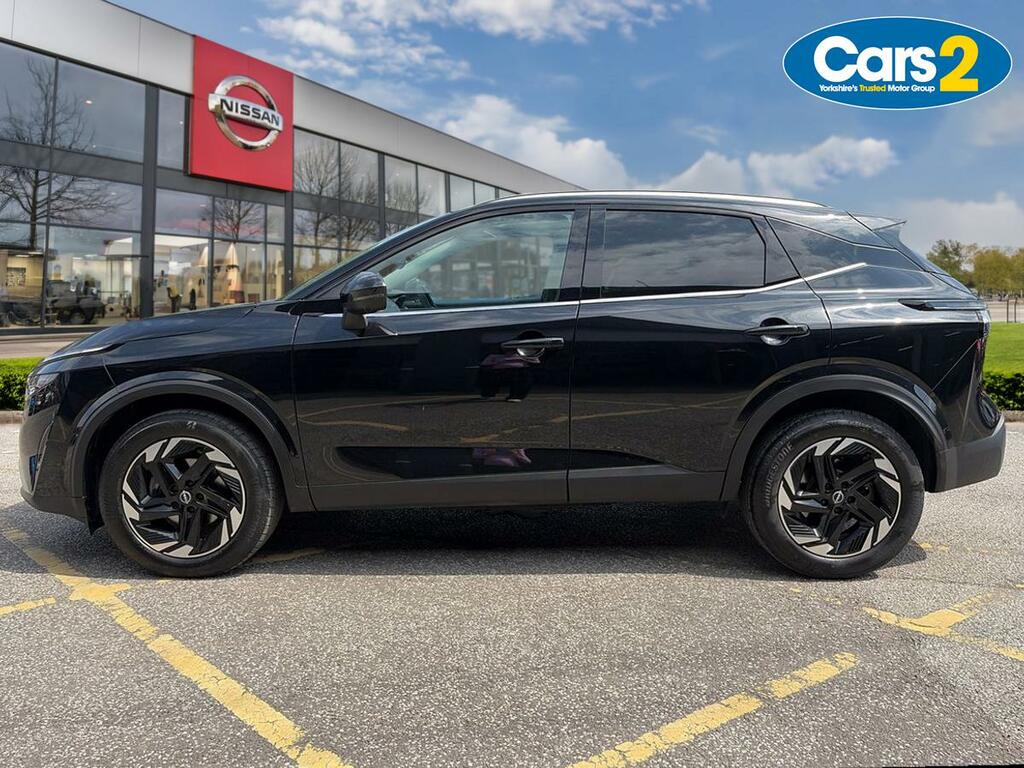 Nissan Qashqai 1.3 Dig-t Mh 158 N-connecta Xtronic OW25EJE Black #6