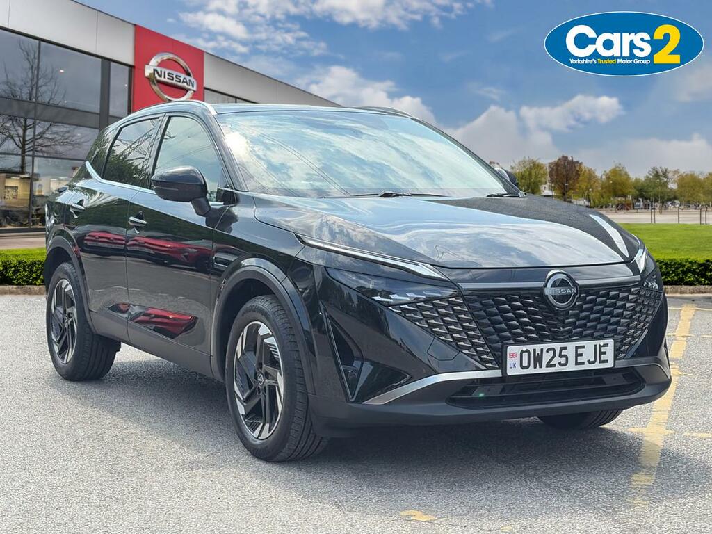 Nissan Qashqai 1.3 Dig-t Mh 158 N-connecta Xtronic OW25EJE Black