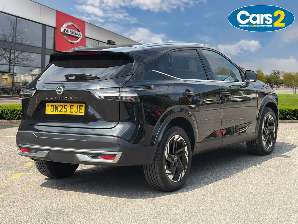 Nissan Qashqai 1.3 Dig-t Mh 158 N-connecta Xtronic OW25EJE Black #3