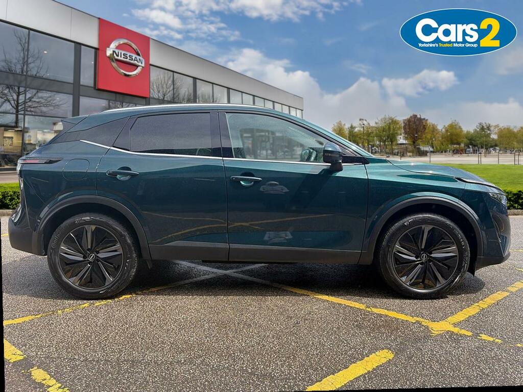 Nissan Qashqai 1.3 Dig-t Mh Tekna OX74BUW Green #2