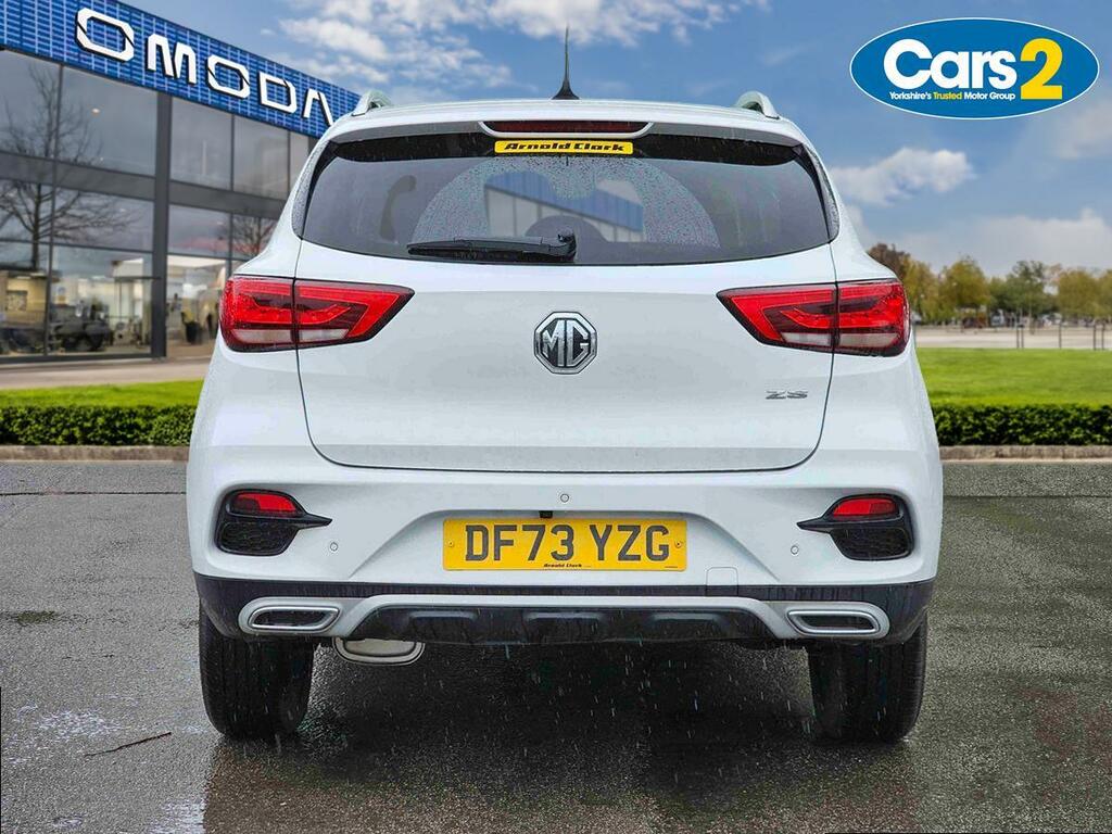 MG ZS 1.5 Vti-tech Exclusive White #4
