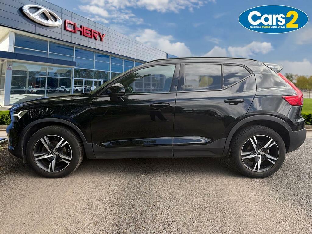 Volvo XC40 1.5 T3 163 R Design Black #6