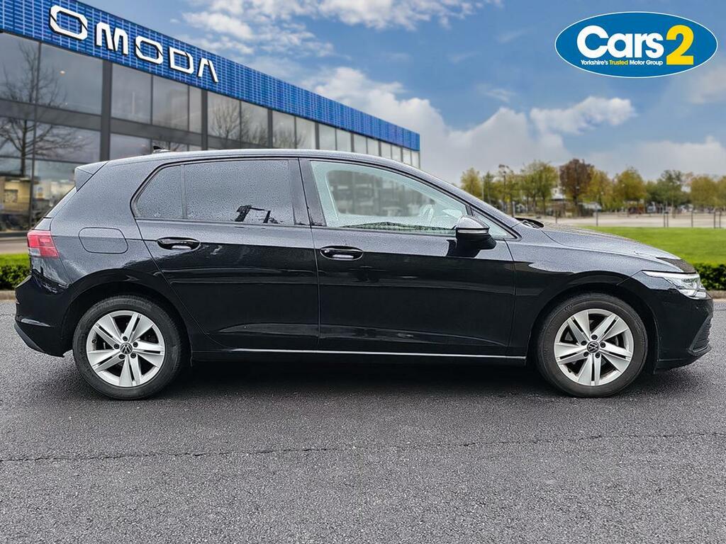 Volkswagen Golf 1.5 Tsi 150 Life WK72VOV Black #2
