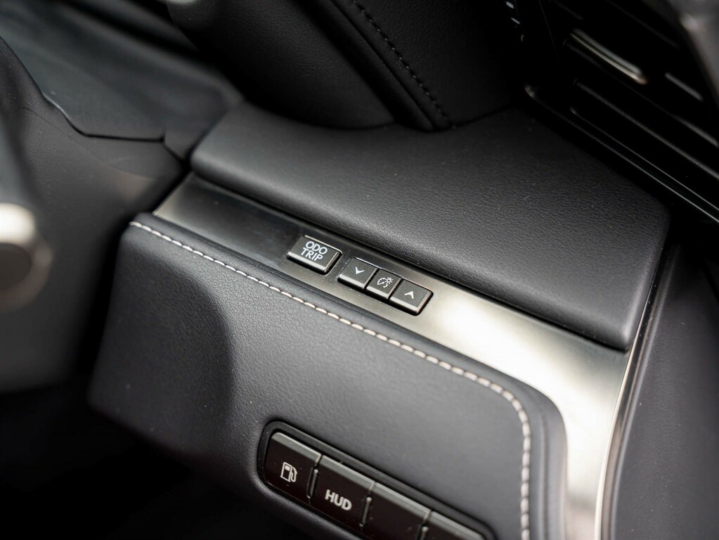 Lexus LC 5.0 500 Sport 471 Bhp Red #27